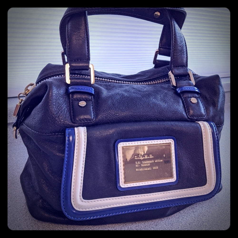 L.A.M.B by Gwen Stefani leather handbag
